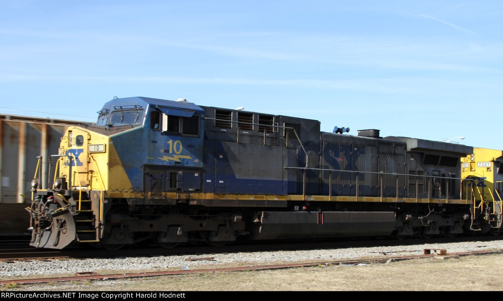 CSX 10